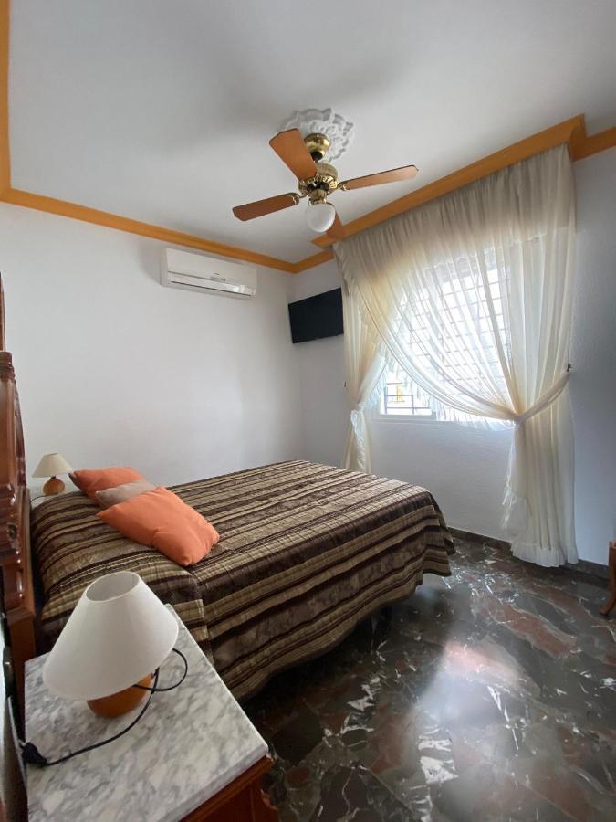 Pension Mari Carmen Salobreña Extérieur photo
